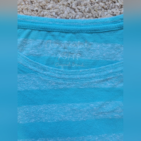 VINTAGE Aeropostale blue tee - Picture 2 of 3